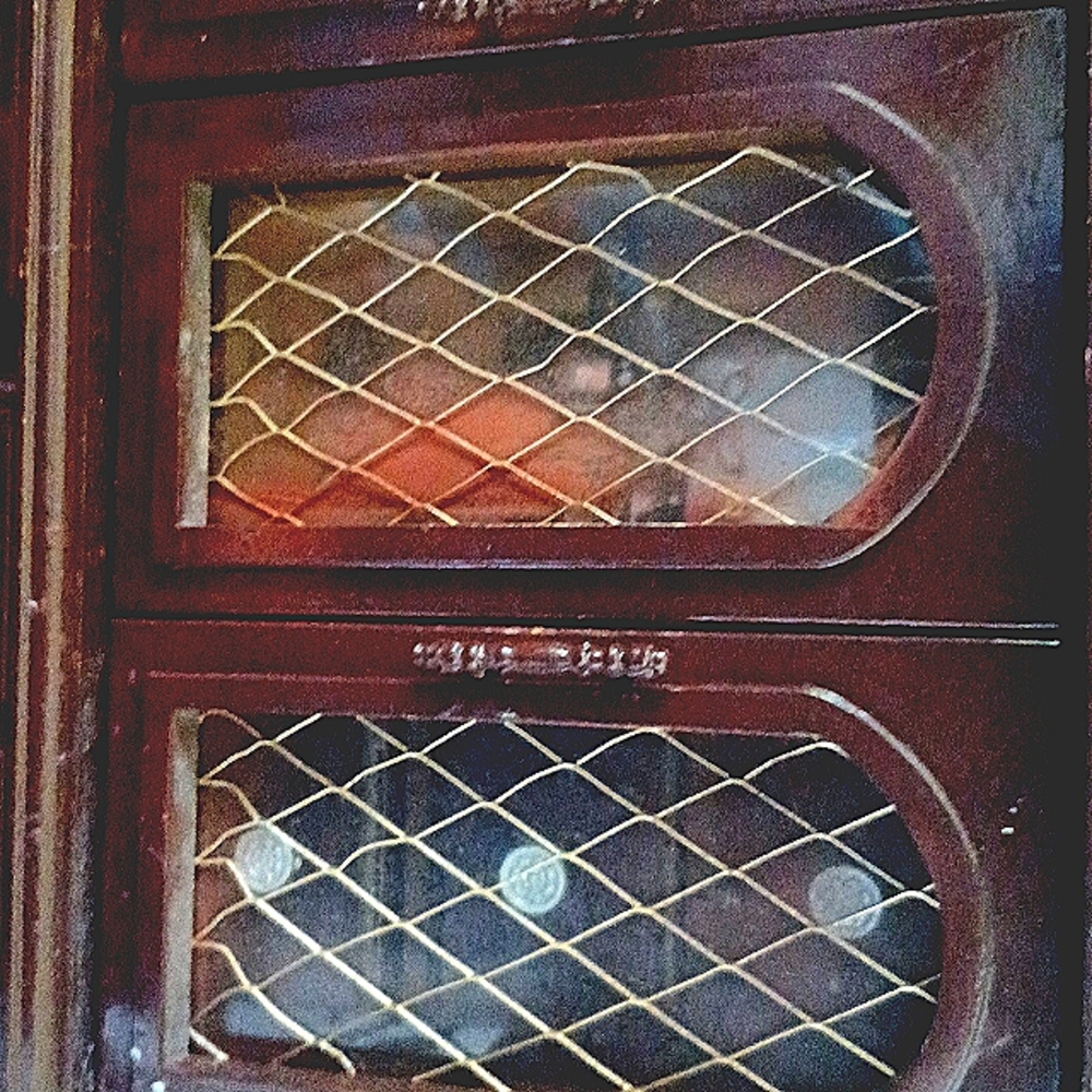 Jewelry box